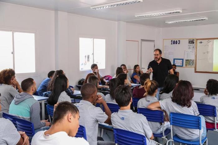 Artigo BATE PAPO ESCOLAS