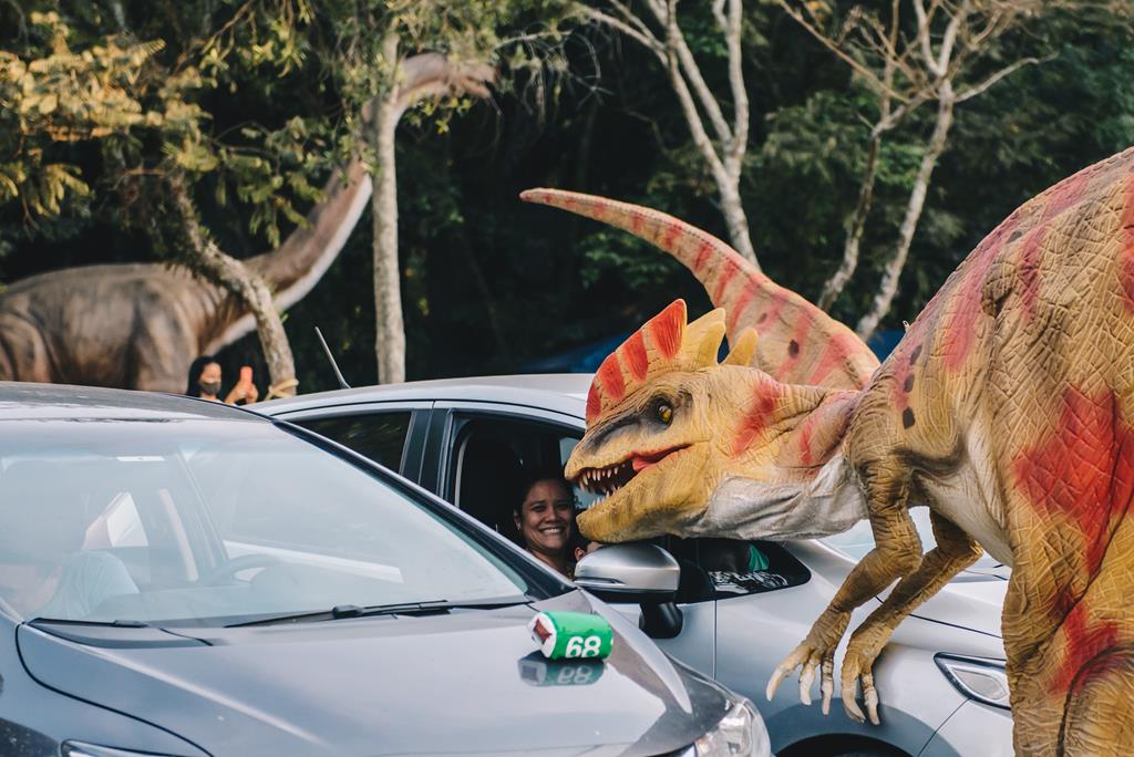 Jurassic Safari 00017