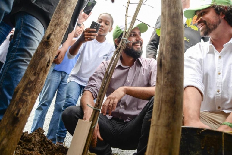 Volta Redonda lança Programa de Arborização Urbana