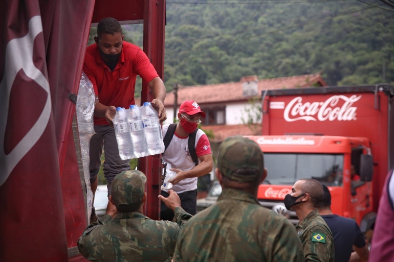 Rio Solidário: Governo do Estado convoca e empresas atendem ao chamado fazendo doações para Petrópolis