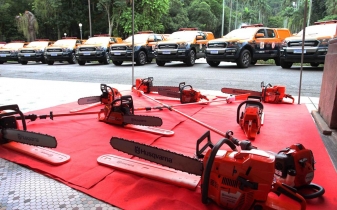 Defesa Civil e Corpo de Bombeiros do estado do Rio recebem viaturas e equipamentos operacionais