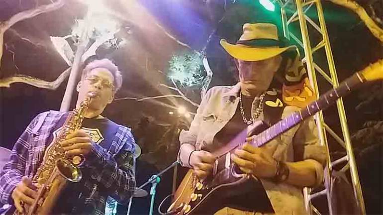 Grajaú Street Band eliminou as fronteiras entre Nashville e Rio de Janeiro em uma praça pública carioca