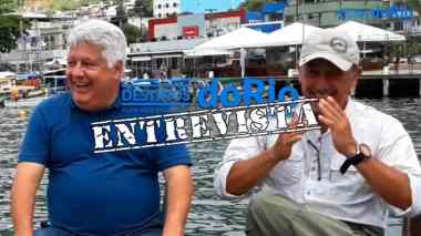 Luciano Azevedo entrevista o Governo de Angra dos Reis para o documentário Vila do Abraão
