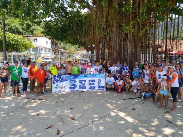 Competições aquáticas agitam a Praia do Bonfim. Eventos de stand up e canoagem foram realizados neste domingo