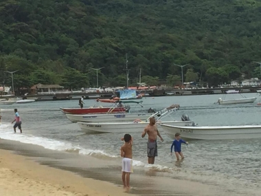 Angra dos Reis: Praia do Abraão, na Ilha Grande, receberá projeto Nado Livre